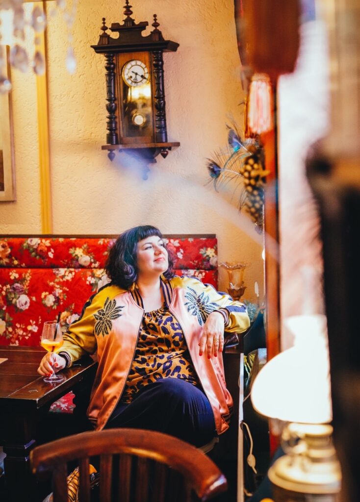 Eva Bovet vom Besser Schlafen Podcast