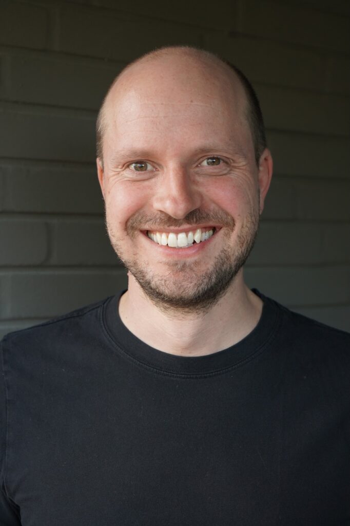 Dr. Jörg Bernardy